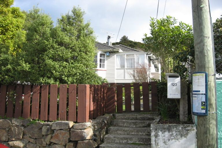 Photo of property in 127 Wellington Road, Wainuiomata, Lower Hutt, 5014