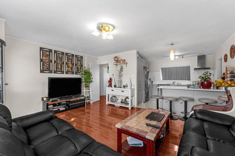 Photo of property in 2/34 Hoteo Avenue, Papatoetoe, Auckland, 2025