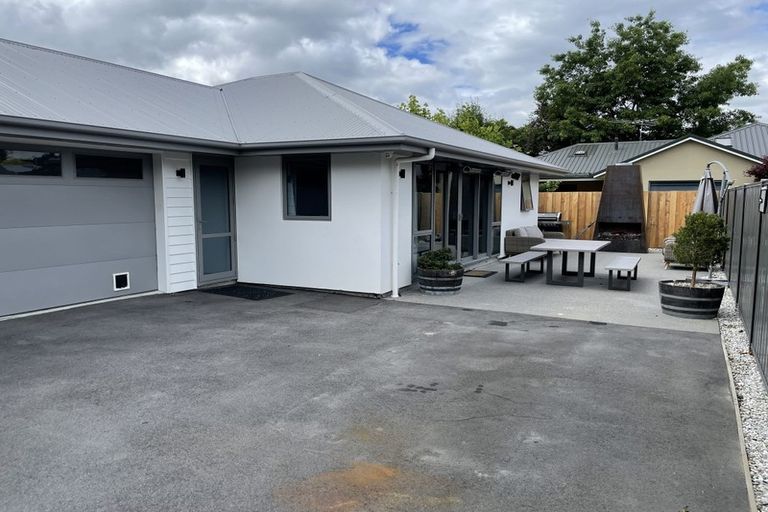 Photo of property in 2 Preston Drive, Arrowtown, 9302