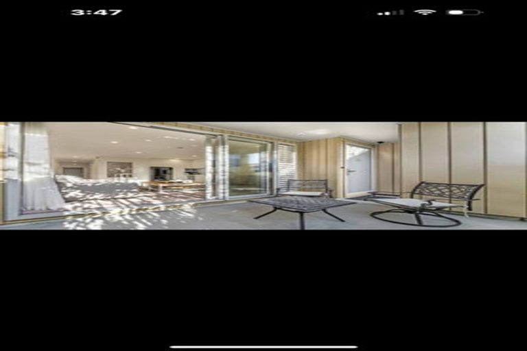 Photo of property in 11/2 Warrant Officer Lane, Hobsonville, Auckland, 0616