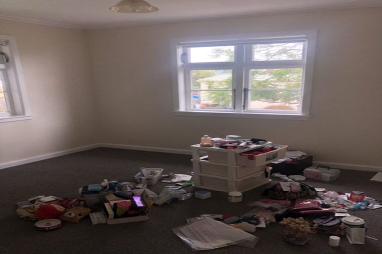 Photo of property in 2b Whitford Avenue, Mount Wellington, Auckland, 1060