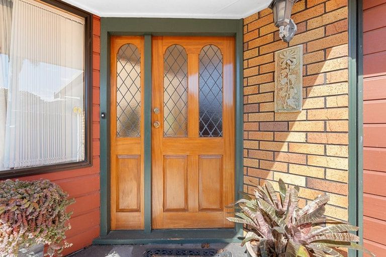 Photo of property in 21b Settlers Grove, Orewa, 0931