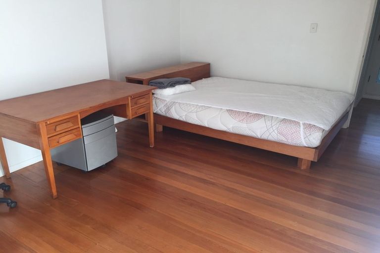 Photo of property in 16 Balgay Street, Upper Riccarton, Christchurch, 8041