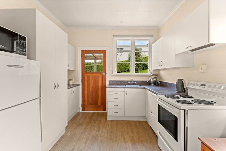 Photo of property in 108 Ravenswood Road, Saint Clair, Dunedin, 9012