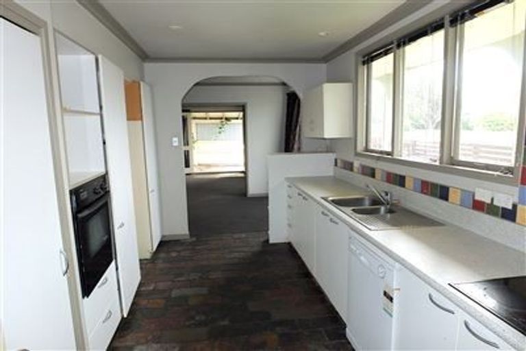 Photo of property in 2/332 Hills Road, Mairehau, Christchurch, 8013