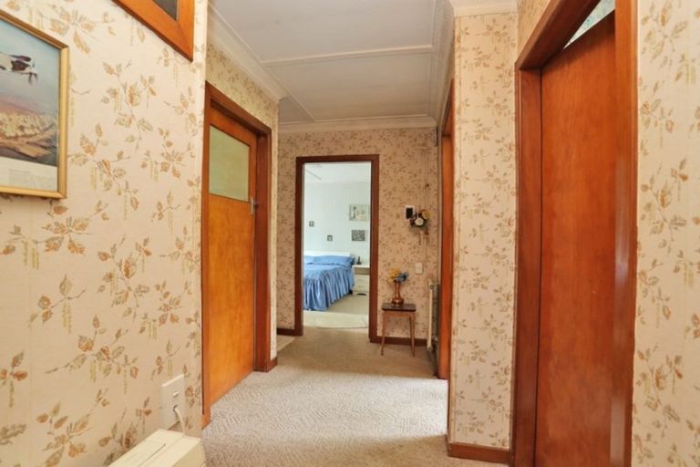 Photo of property in 25 Gordon Street, Strathern, Invercargill, 9812