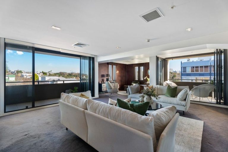 Photo of property in Heards Building, 303/2 Ruskin Street, Parnell, Auckland, 1052