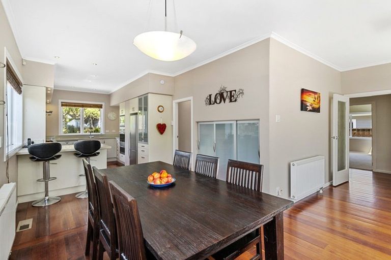 Photo of property in 17 Hathaway Avenue, Boulcott, Lower Hutt, 5010