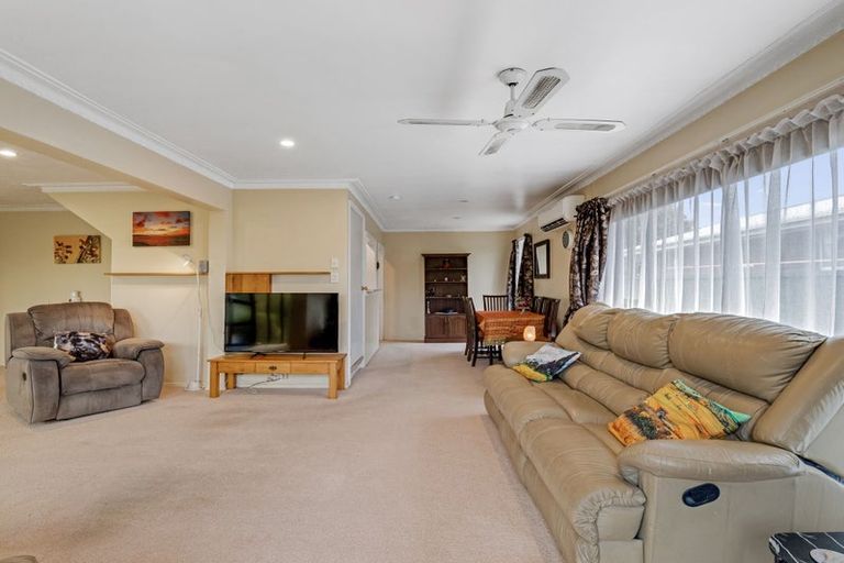 Photo of property in 17 Dunbars Road, Halswell, Christchurch, 8025