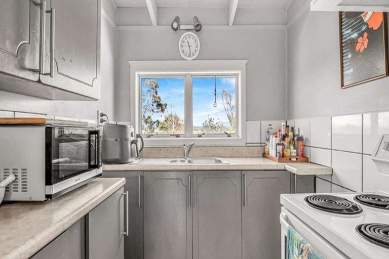 Photo of property in 1/130 Pukehina Parade, Pukehina, 3189