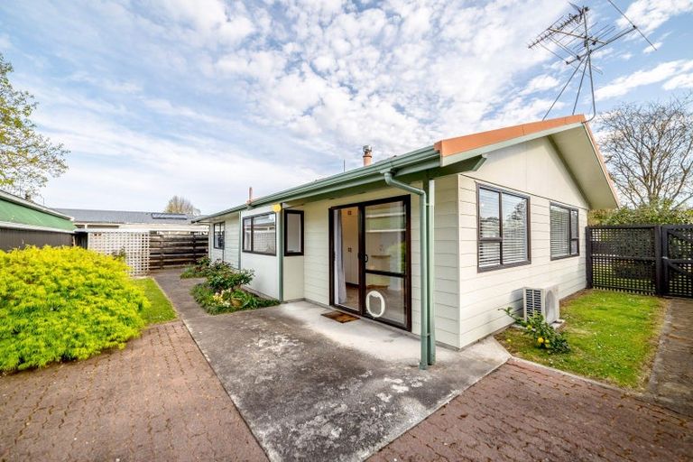 Photo of property in 1a Mahupuku Street, Greytown, 5712