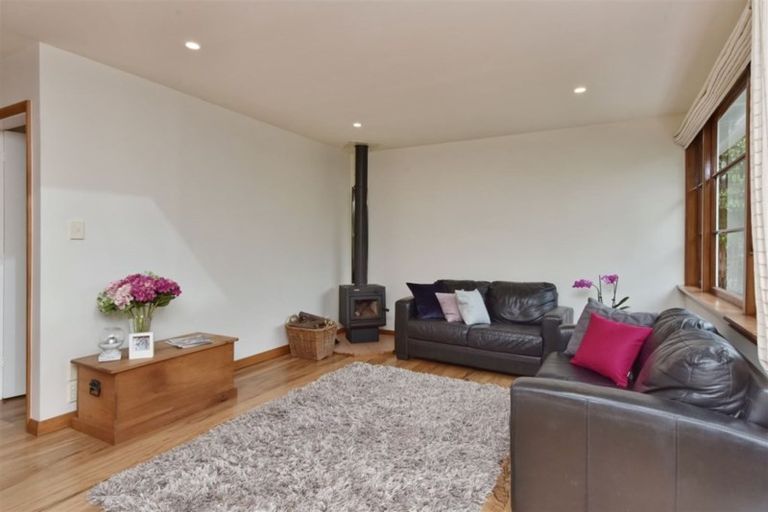 Photo of property in 103 Bay View Road, Moncks Bay, Christchurch, 8081