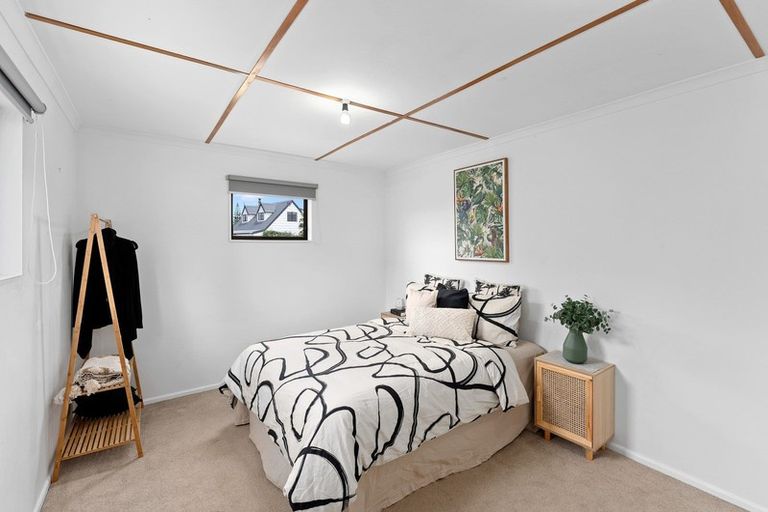 Photo of property in 13 Reeves Street, Waikanae Beach, Waikanae, 5036
