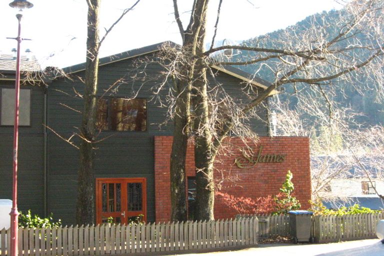 Photo of property in 5 Coronation Drive, Queenstown, 9300