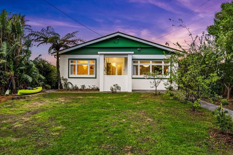Photo of property in 31 Ocean Road, Paekakariki, 5034