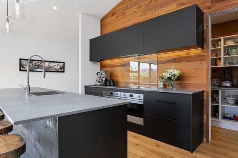 Photo of property in 23 Monarch Park Lane, Leamington, Cambridge, 3432