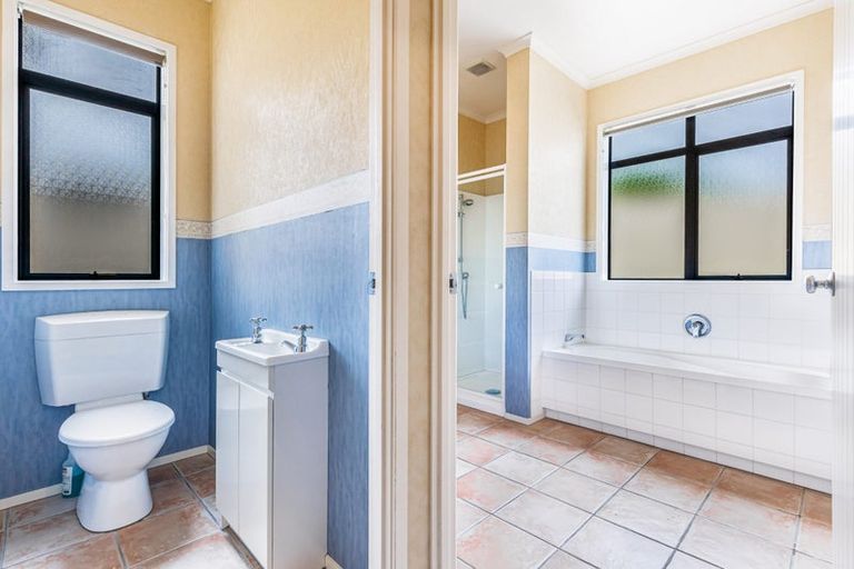 Photo of property in 11 Pippen Court, Henderson, Auckland, 0612