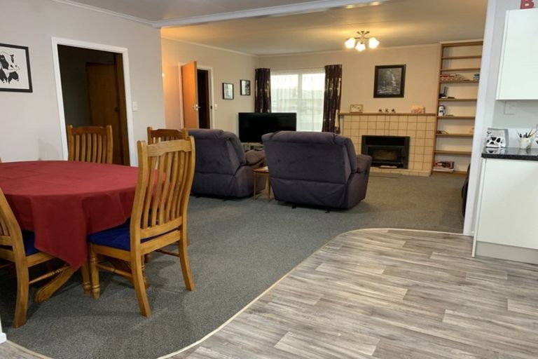 Photo of property in 11 Jull Crescent, Waipukurau, 4200