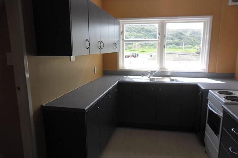 Photo of property in 95 Farmer Crescent, Taita, Lower Hutt, 5011