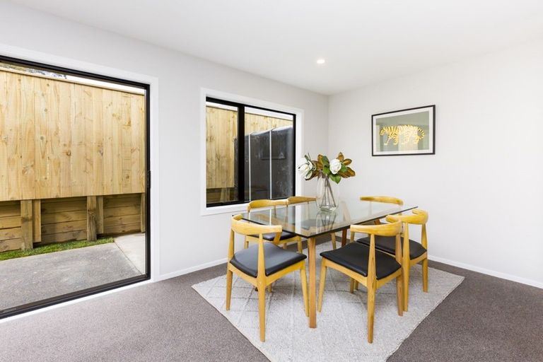 Photo of property in 42a Moeraki Road, Maoribank, Upper Hutt, 5018