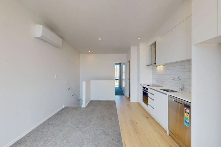 Photo of property in 27 Kamahi Place, Paraparaumu, 5032