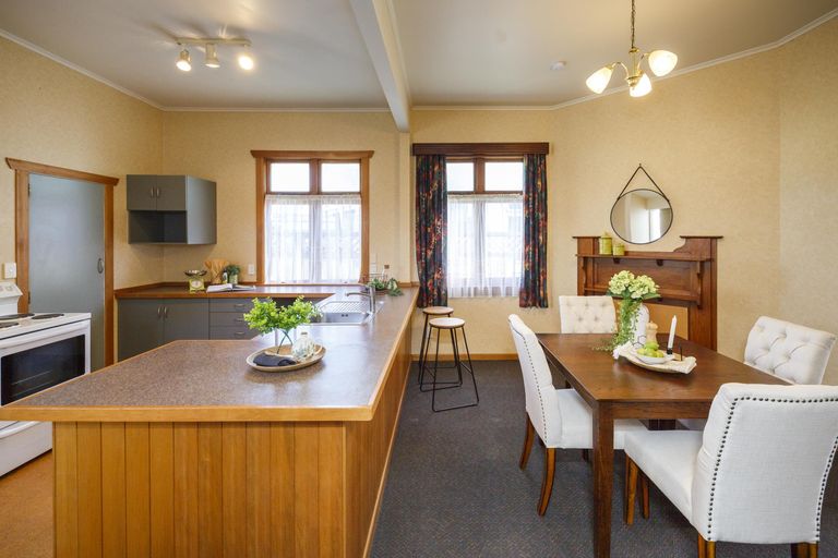 Photo of property in 170 Ferguson Street, West End, Palmerston North, 4412