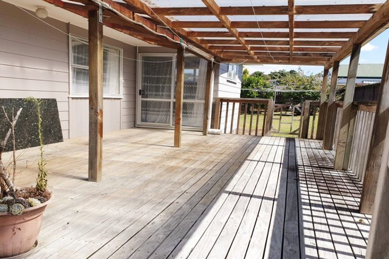 Photo of property in 105 Sycamore Drive, Sunnynook, Auckland, 0620