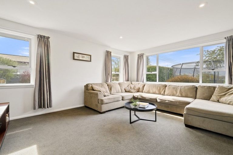 Photo of property in 35 Fairford Street, Bishopdale, Christchurch, 8053
