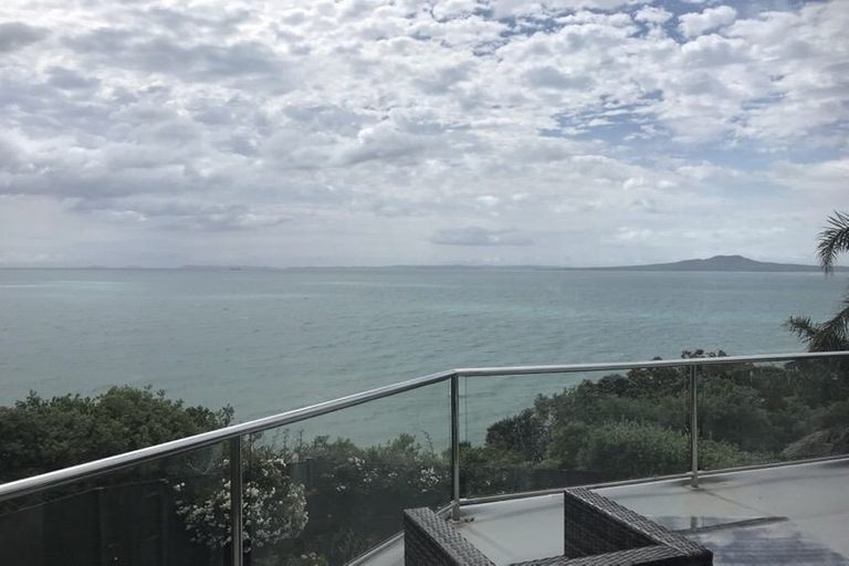 Photo of property in 4 Portal Place, Murrays Bay, Auckland, 0630
