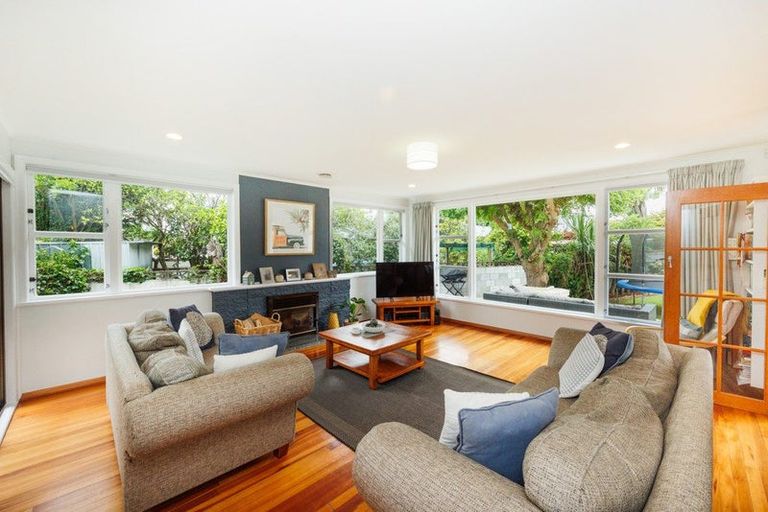 Photo of property in 3 Buick Crescent, Awapuni, Palmerston North, 4412