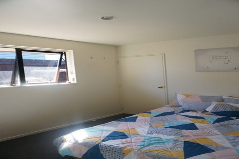 Photo of property in 1/65 Effingham Street, North New Brighton, Christchurch, 8083