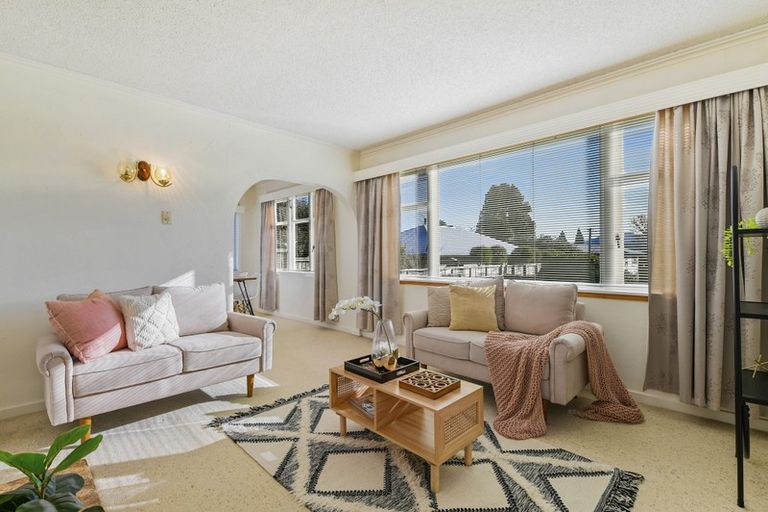 Photo of property in 17 Selwyn Road, Lynmore, Rotorua, 3010