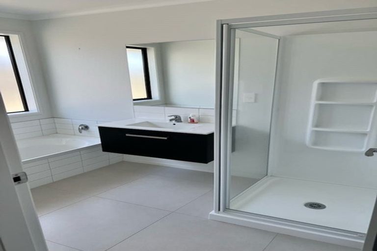 Photo of property in 10 Robley Road, Pyes Pa, Tauranga, 3112