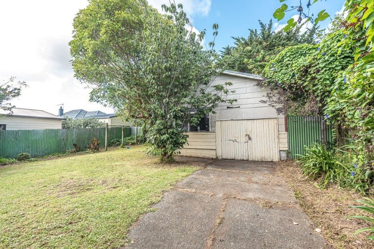 Photo of property in 51 Swiss Avenue, Gonville, Whanganui, 4501
