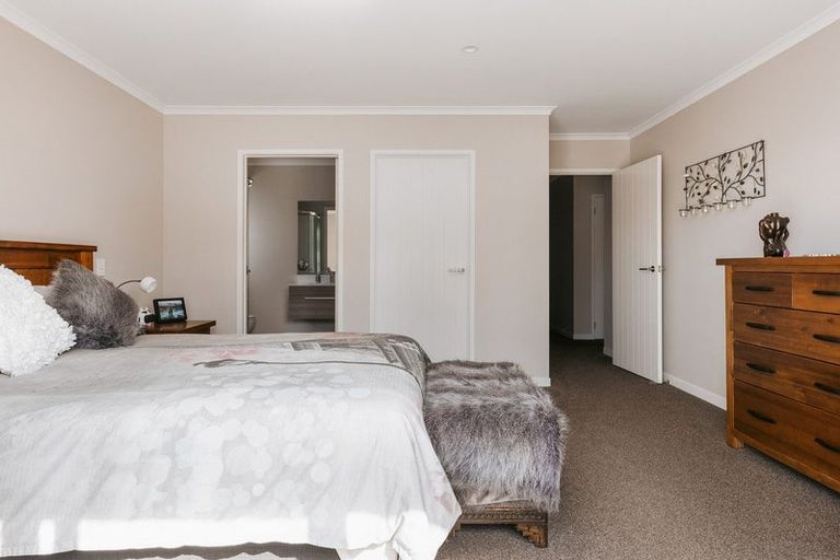 Photo of property in 8g Gane Place, Omokoroa, 3114