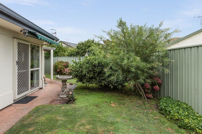 Photo of property in 11b Cheval Place, Taradale, Napier, 4112