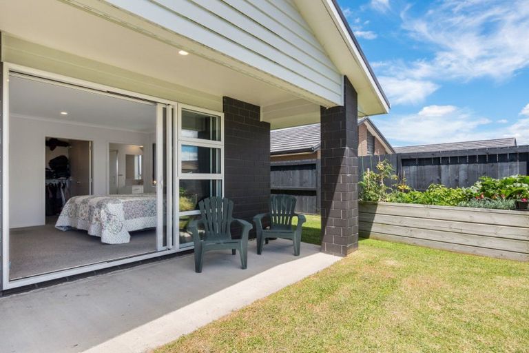 Photo of property in 48 Farrier Street, Papamoa, 3118