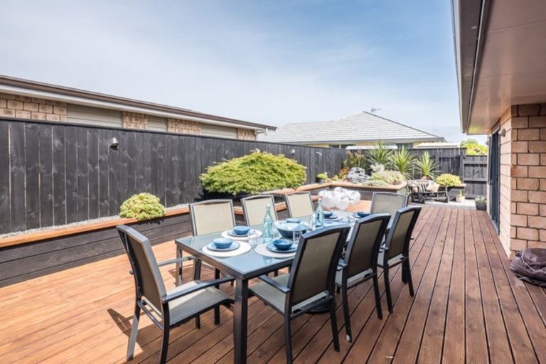 Photo of property in 6 Trusham Court, Paraparaumu, 5032