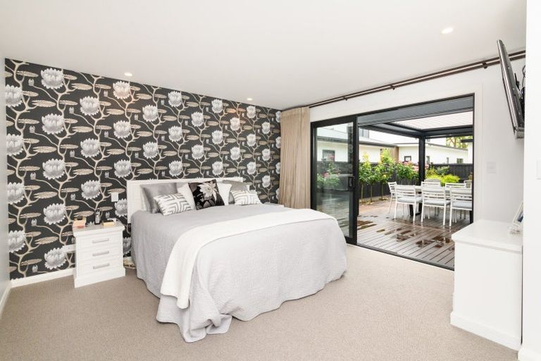 Photo of property in 451 College Street, Hokowhitu, Palmerston North, 4410