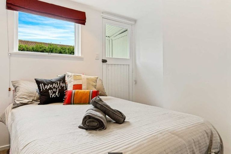 Photo of property in 2/15a Bennett Street, Saint Albans, Christchurch, 8052