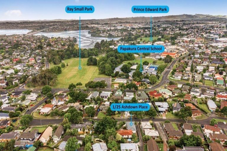 Photo of property in 1/25 Ashdown Place, Pahurehure, Papakura, 2113