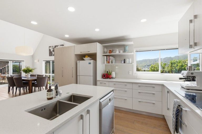 Photo of property in 25a Punjab Street, Khandallah, Wellington, 6035