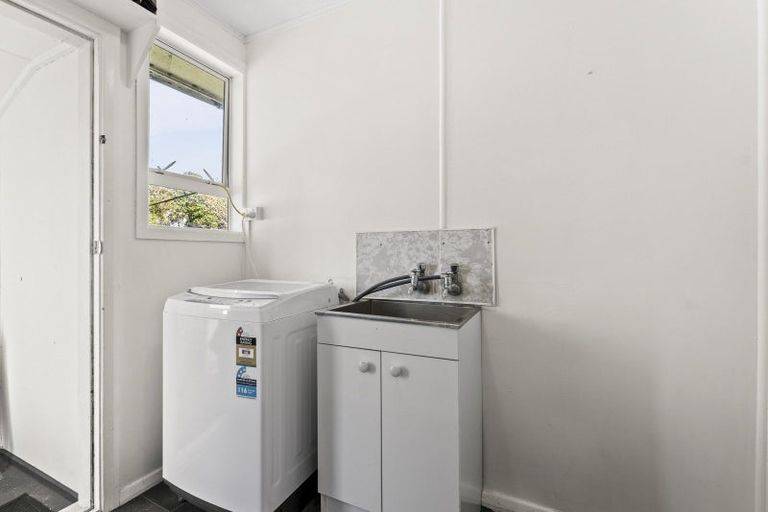 Photo of property in 24 Ridd Street, Lynmouth, New Plymouth, 4310