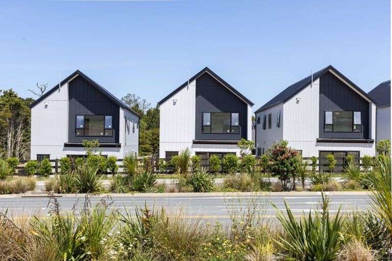 Photo of property in 22 Kapowai Way, Warkworth, 0985