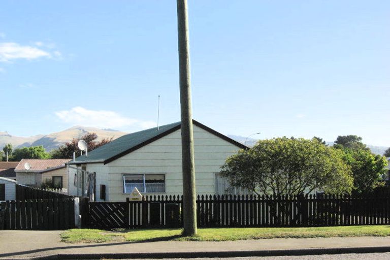 Photo of property in 34 Bromley Road, Bromley, Christchurch, 8062