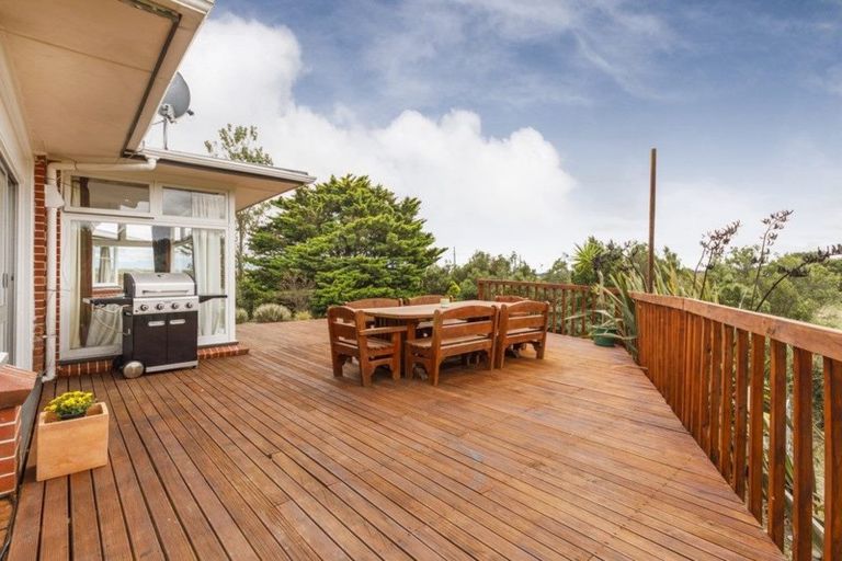 Photo of property in 1255 Tennent Drive, Linton, Palmerston North, 4472