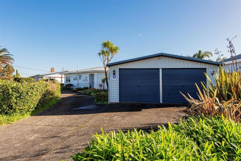 Photo of property in 6 George Point Road, Onerahi, Whangarei, 0110