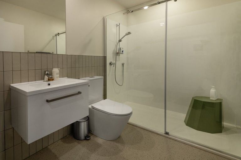 Photo of property in 57 Brougham Street, Mount Victoria, Wellington, 6011