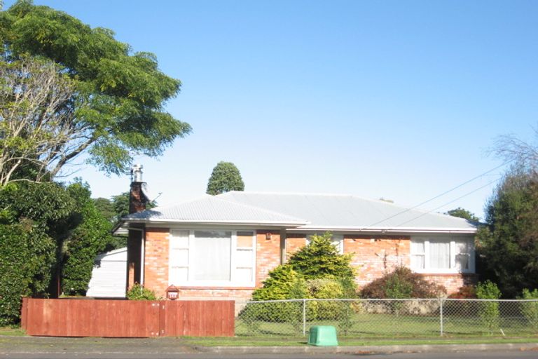Photo of property in 142 Russell Road, Manurewa, Auckland, 2102