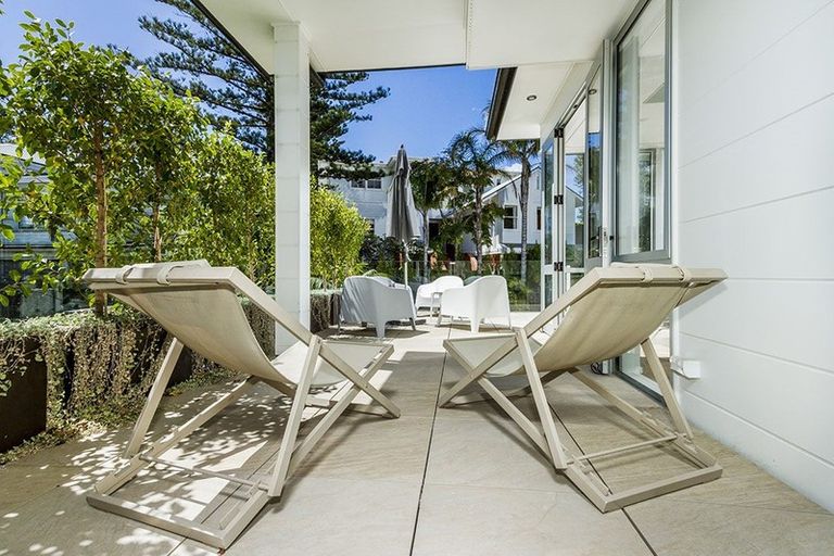 Photo of property in 41a Clifton Road, Hauraki, Auckland, 0622